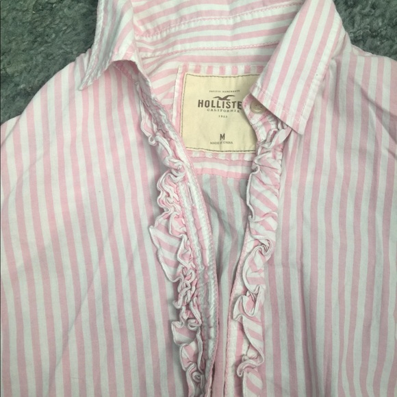 HOLLISTER BUTTON UP🌸 - Picture 3 of 5